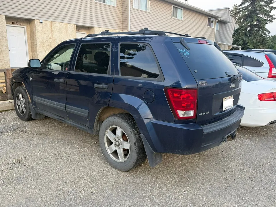 Jeep Grand Cherokee 2005 photo 3