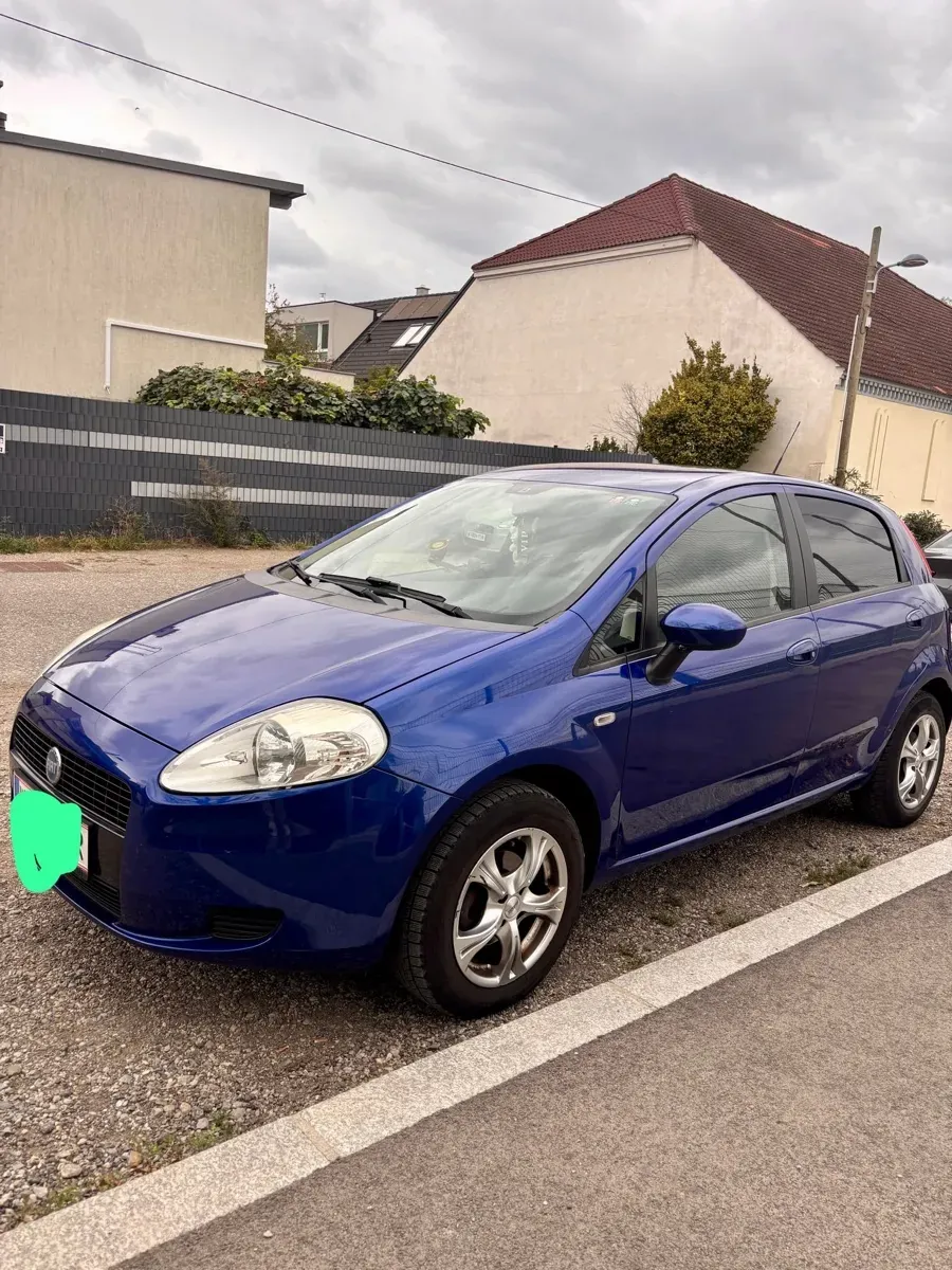 Fiat Grande Punto 2006 photo 3