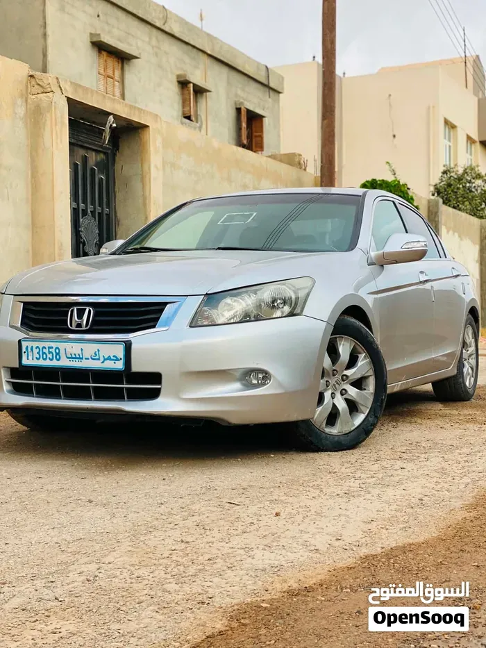 Honda Accord 2010 photo 2