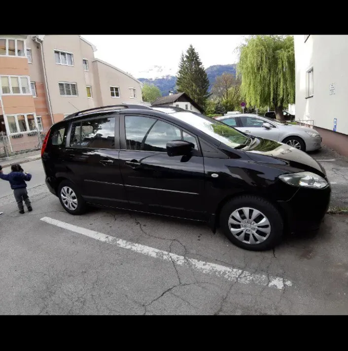 Mazda Mazda5 2006 photo 3