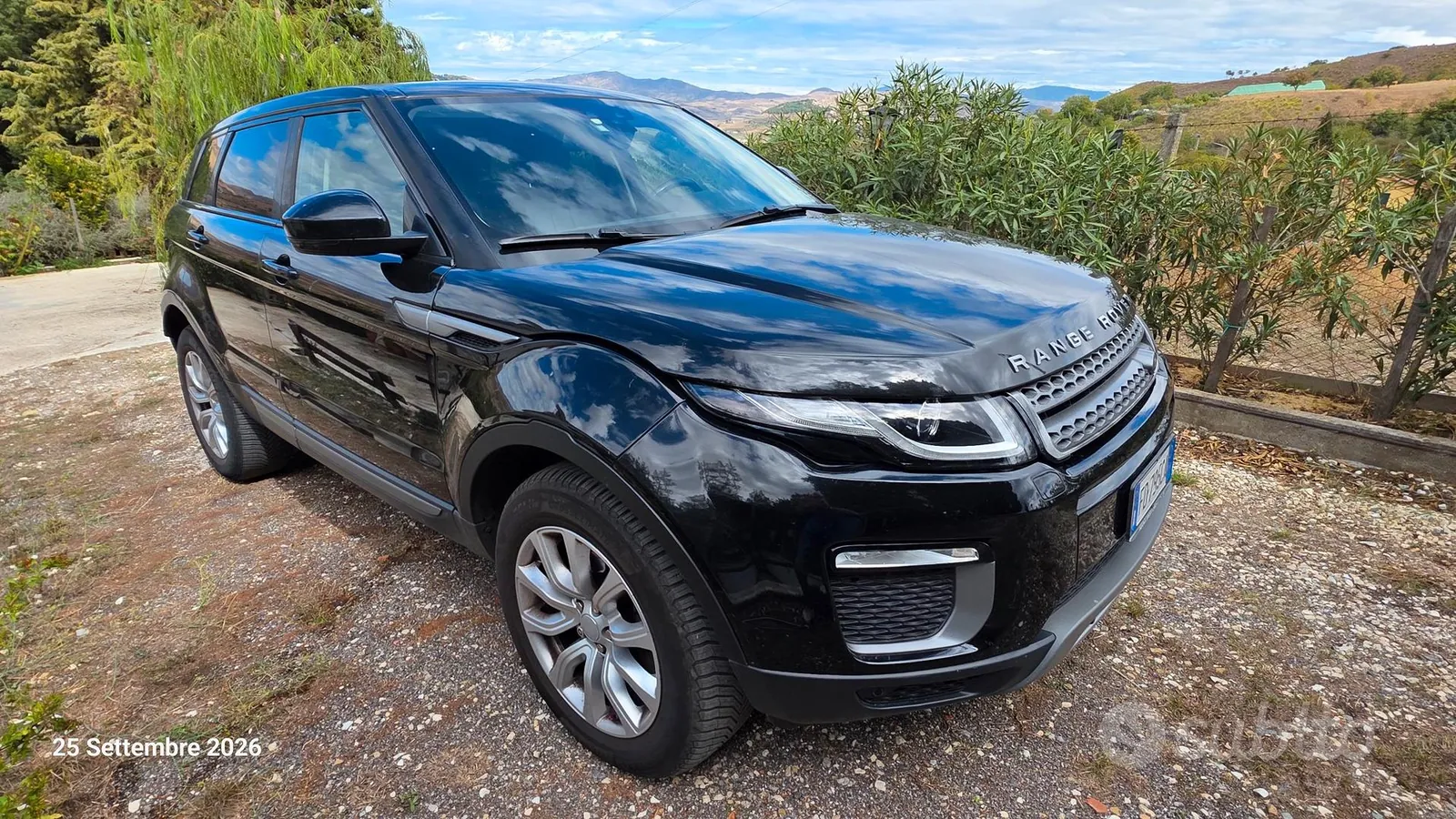Land Rover Range Rover Evoque 2016 photo 4