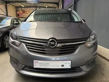 Opel Zafira 2019 photo 2