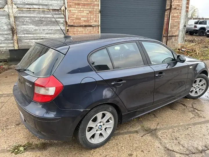 BMW 120D 2006 photo 3