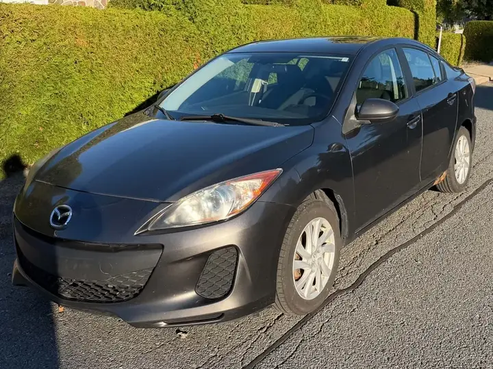 Mazda 3 2012 photo 5