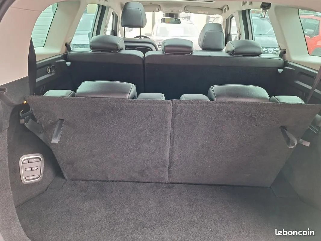 Renault Grand Scenic 2018 photo 4