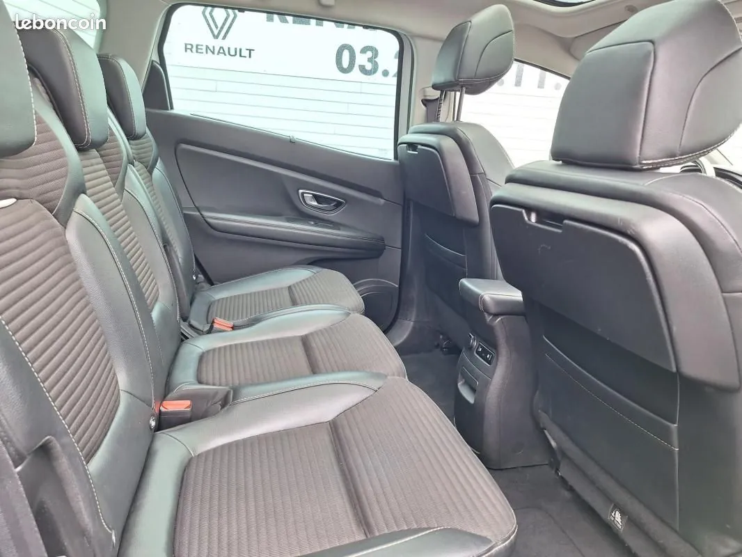 Renault Grand Scenic 2018 photo 3