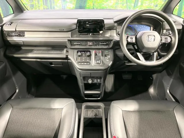 Honda Stepwagon 2026 photo 2