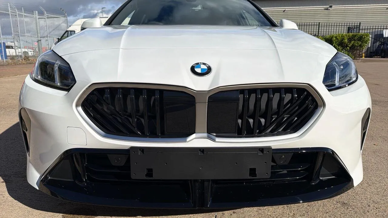 BMW 1 Series 2026 photo 5