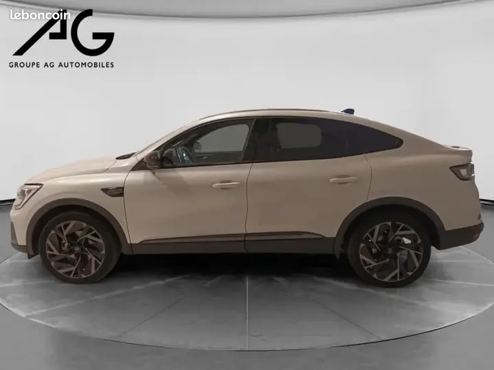 Renault Arkana 2023 photo 3