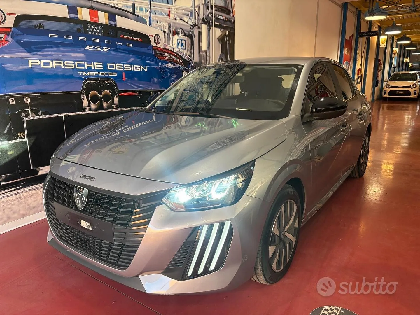Peugeot 208