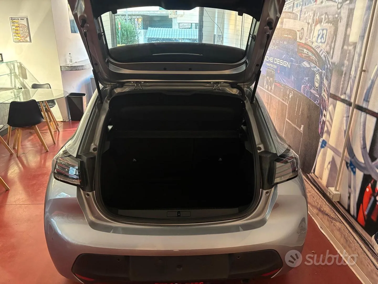 Peugeot 208 2024 photo 5