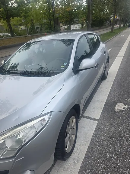 Renault Megane 2010 photo 3