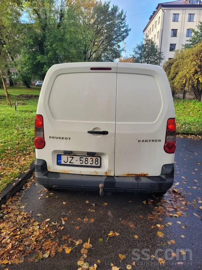 Peugeot Partner 2009 photo 2