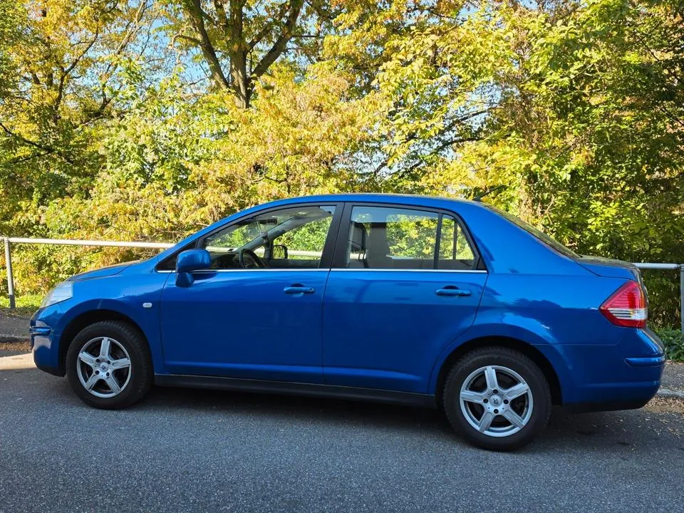 Nissan Tiida