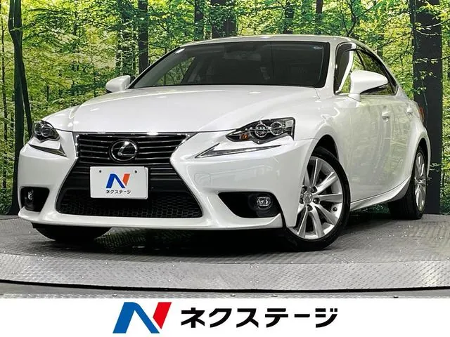 Lexus Is