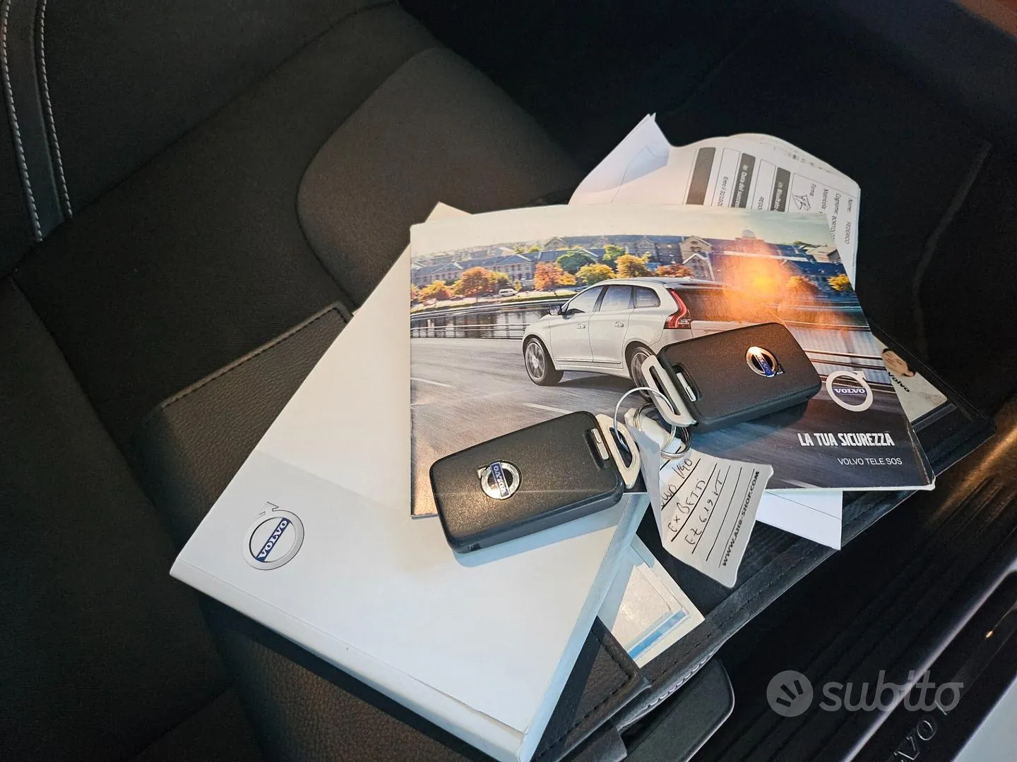 Volvo V40 2015 photo 5