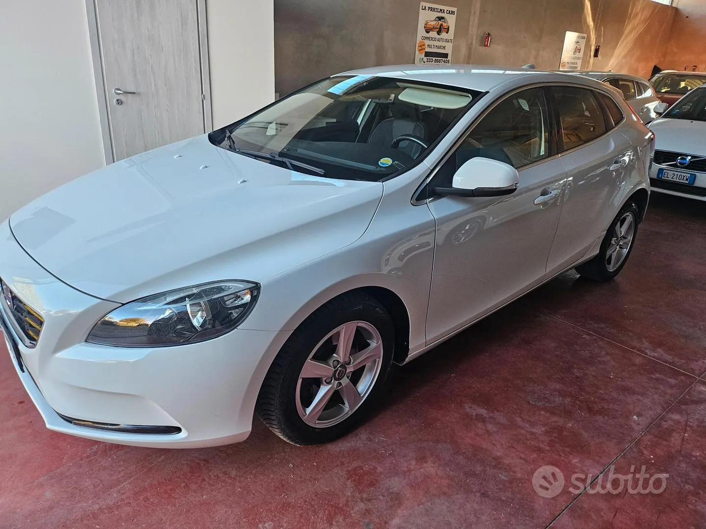 Volvo V40