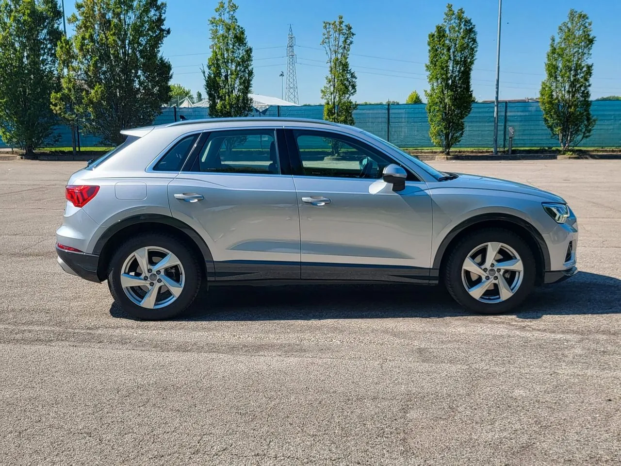 Audi Q3 2019 photo 3