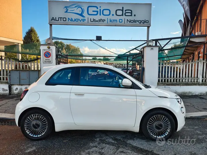 Fiat 500 500E