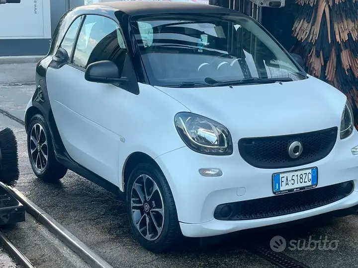 Smart Fortwo 2015 photo 2
