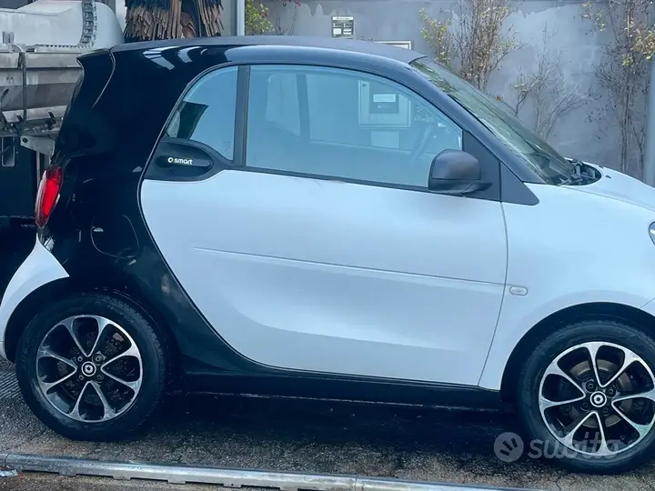 Smart Fortwo 2015 photo 3