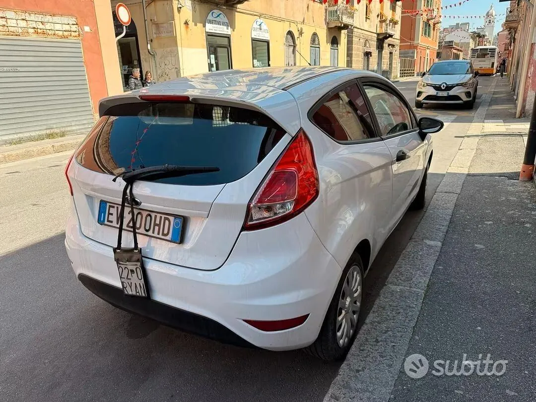 Ford Fiesta 2014 photo 5