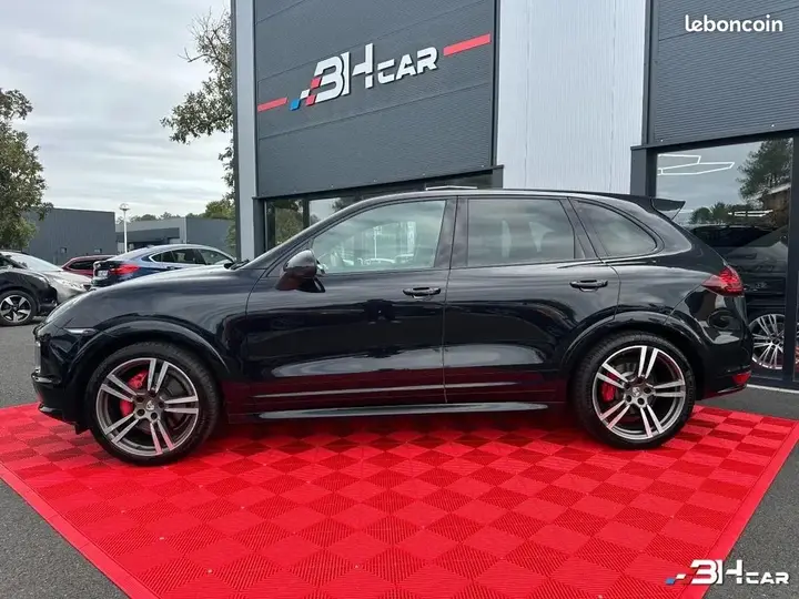 Porsche Cayenne 2012 photo 3