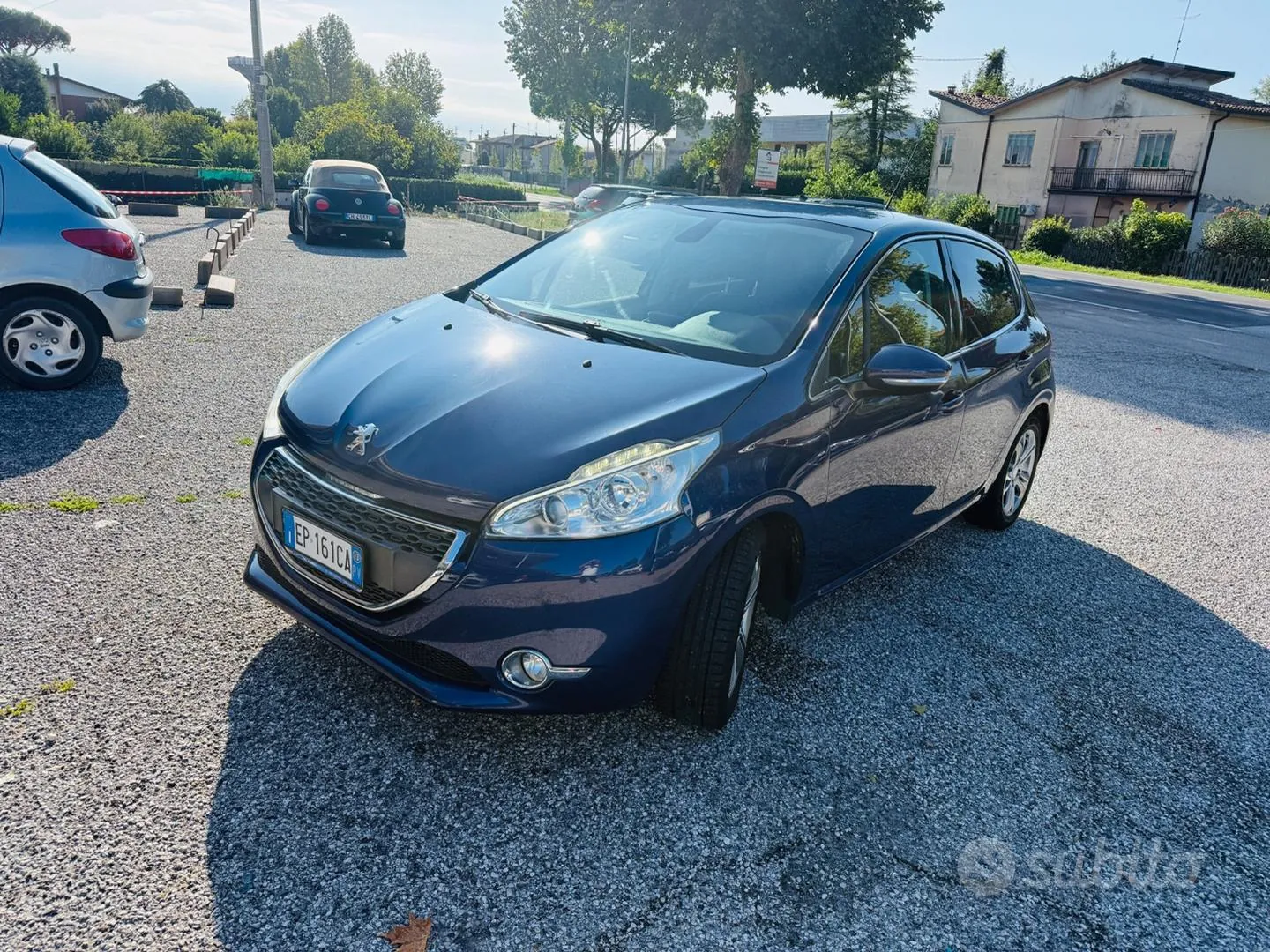 Peugeot 208 Allure 2013 photo 3