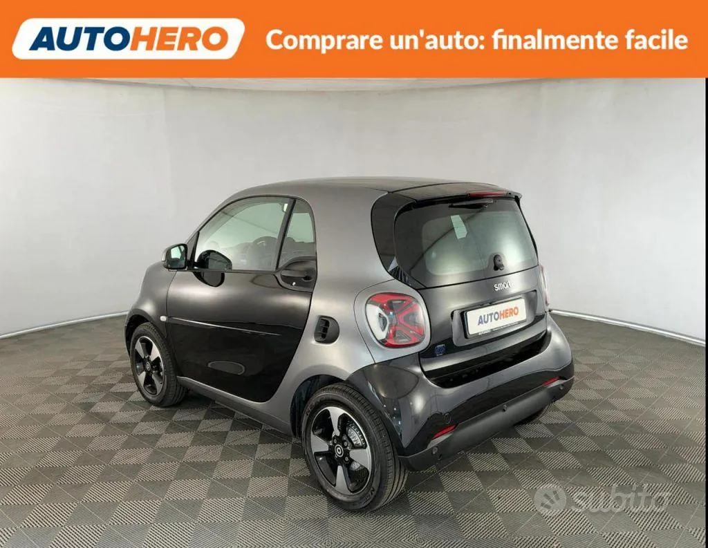 Smart Fortwo 2022 photo 4
