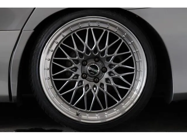 Toyota Estima 2012 photo 2