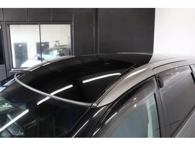 Toyota Estima 2012 photo 3