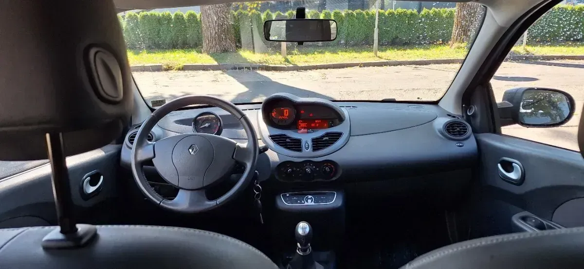 Renault Twingo 2010 photo 3