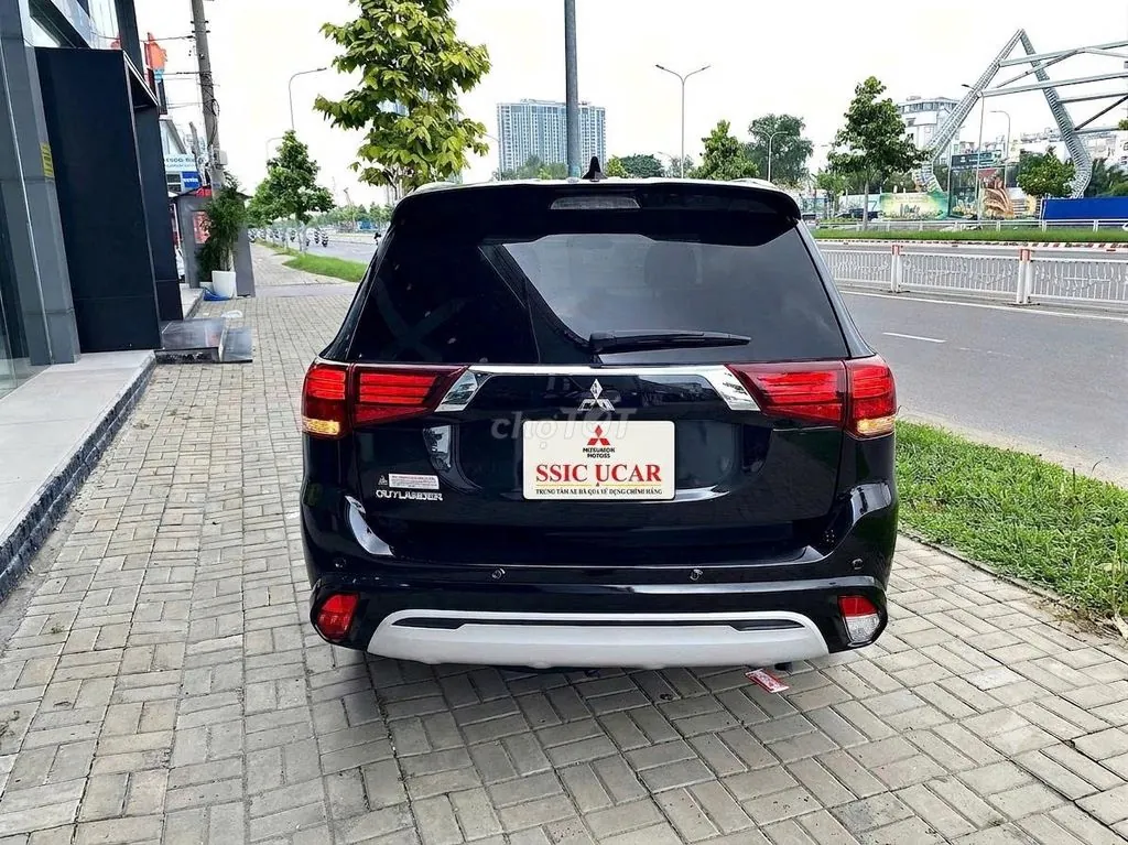Mitsubishi Outlander 2023 photo 5