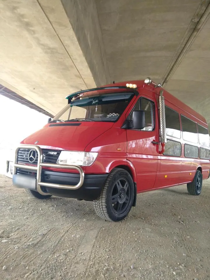 Mercedes-Benz Sprinter