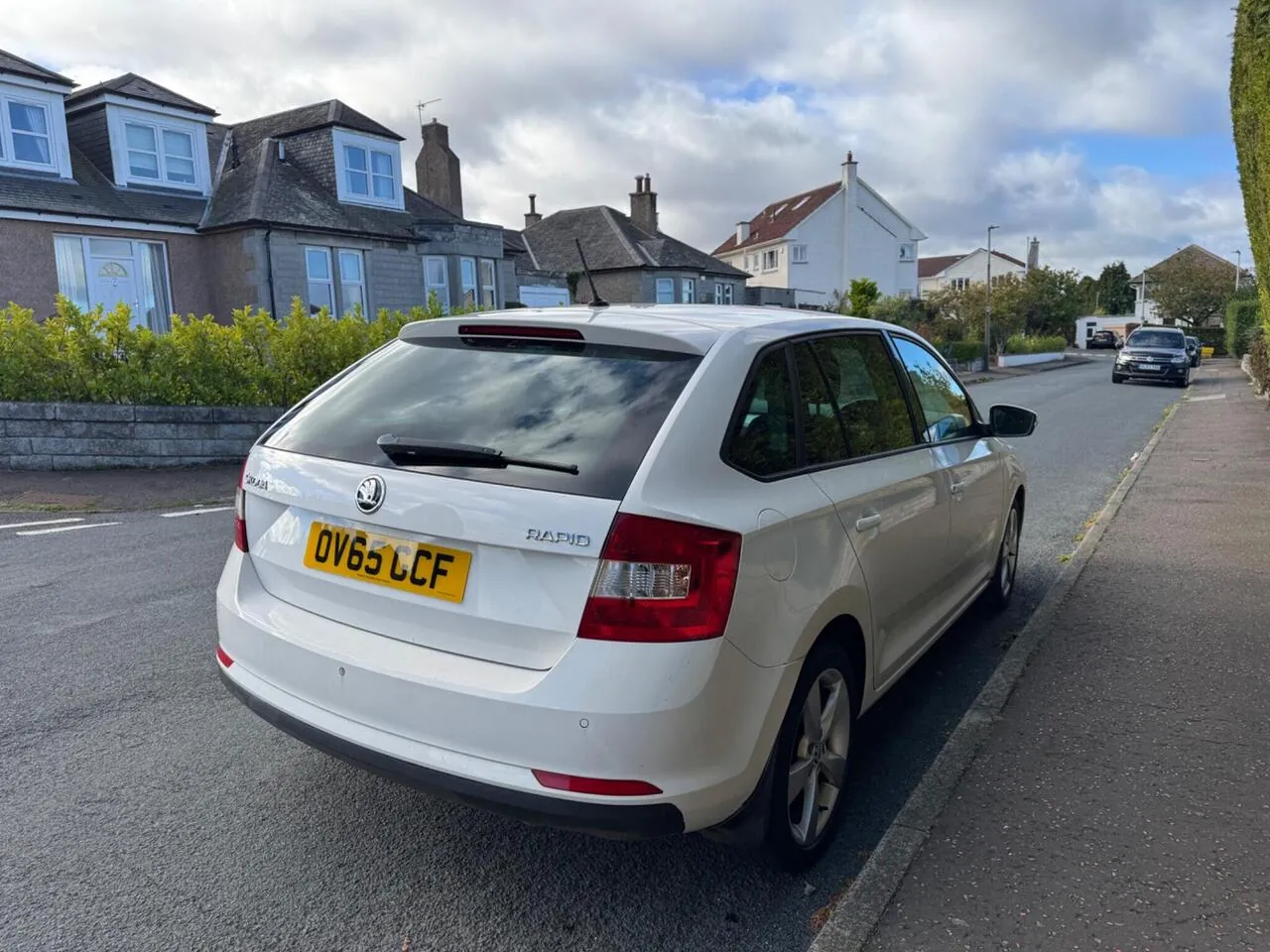 Skoda Rapid 2015 photo 3