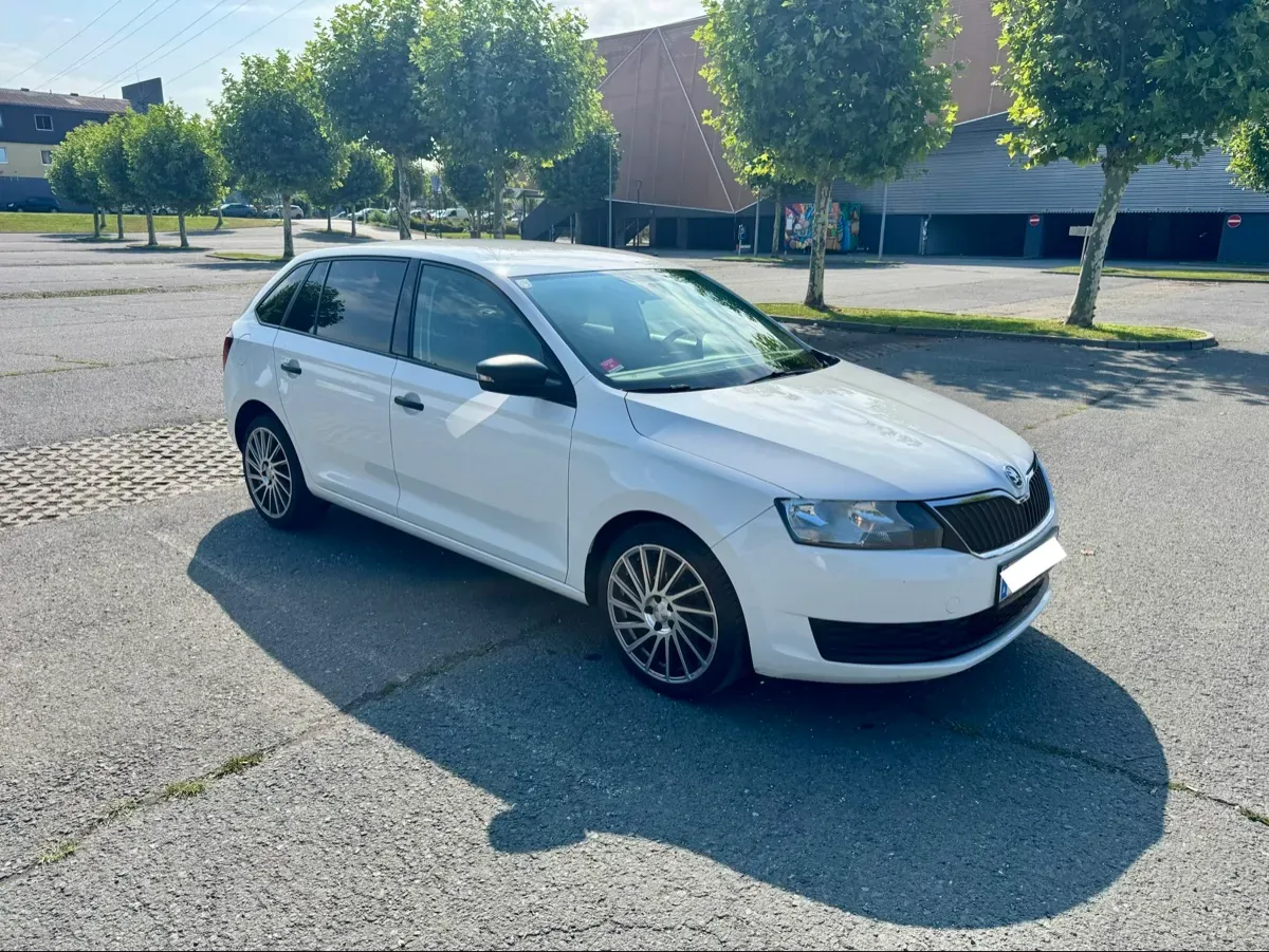 Skoda Rapid 2017 photo 3