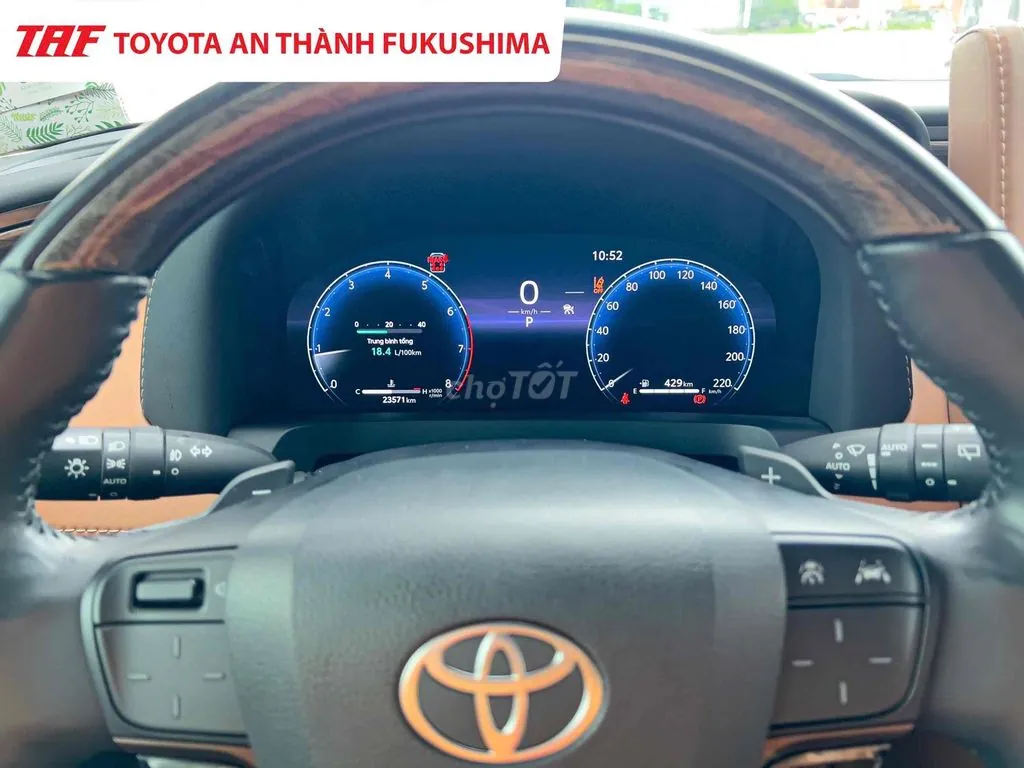Toyota Alphard 2024 photo 5