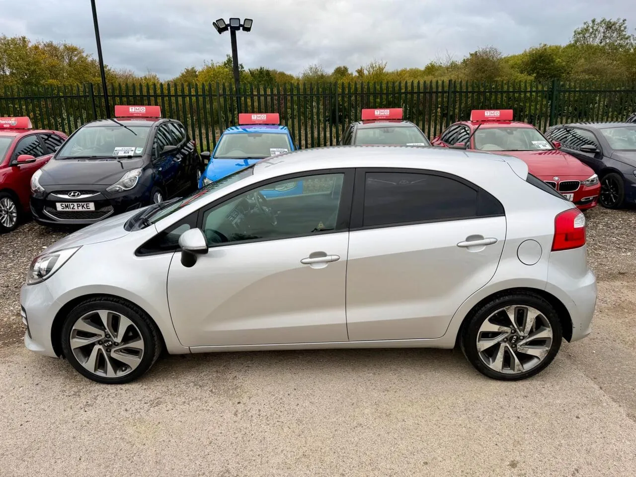 Kia Rio 2015 photo 5