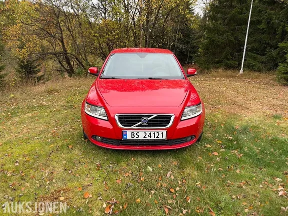 Volvo S40 2008 photo 2