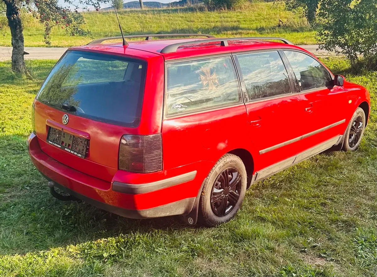 Volkswagen Passat 1999 photo 2