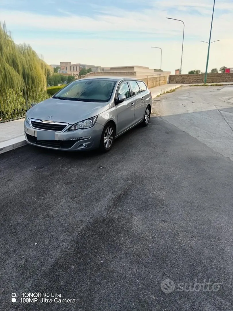 Peugeot 308 2015 photo 4