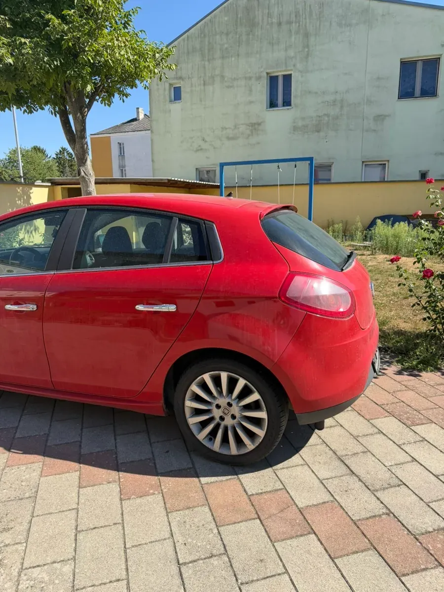 Fiat Bravo 2011 photo 2