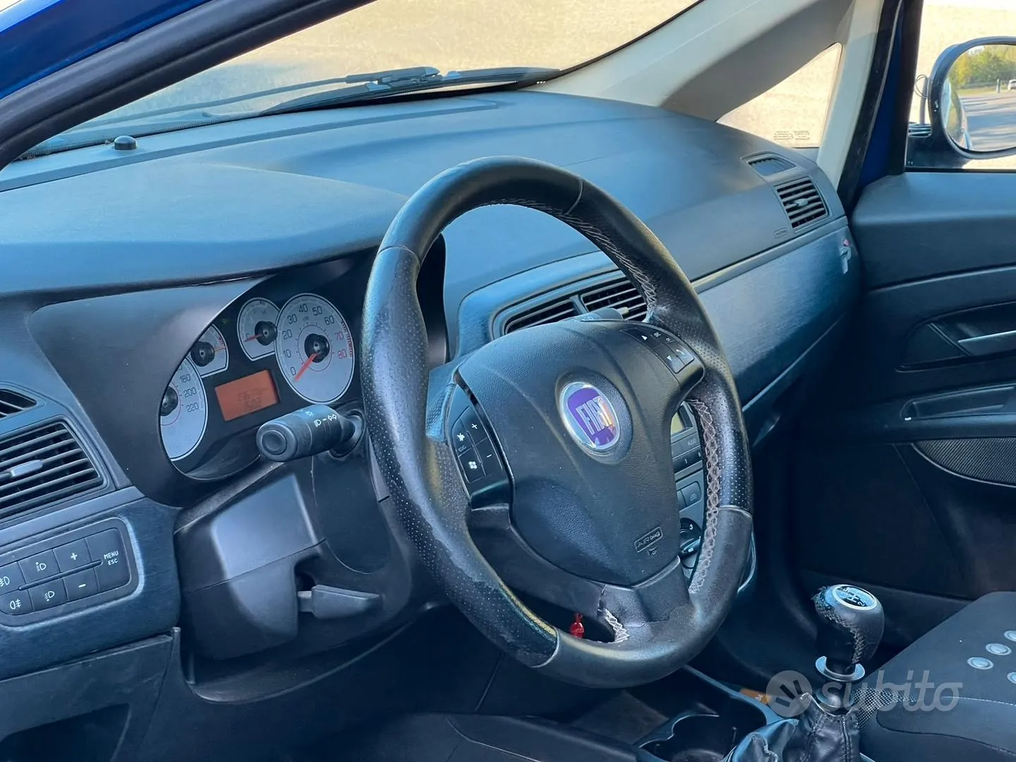 Fiat Grande Punto 2007 photo 3
