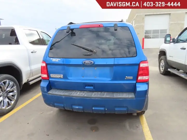 Ford Escape 2011 photo 5