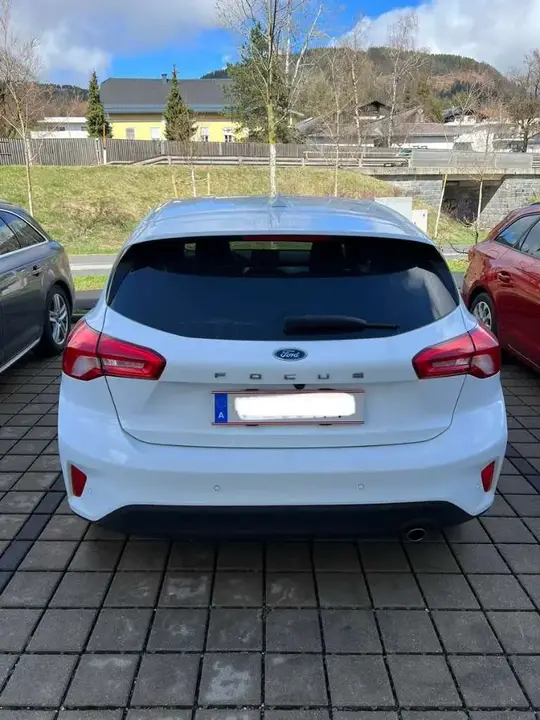 Ford Focus 2019 photo 2