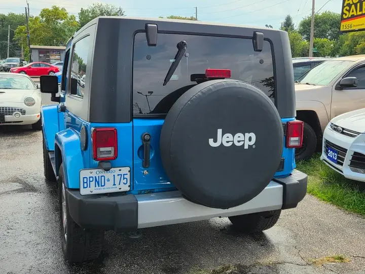 Jeep Wrangler 2010 photo 4