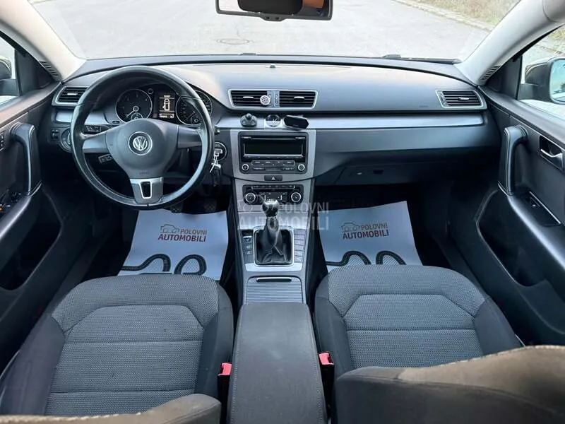Volkswagen Passat B7 2011 photo 3