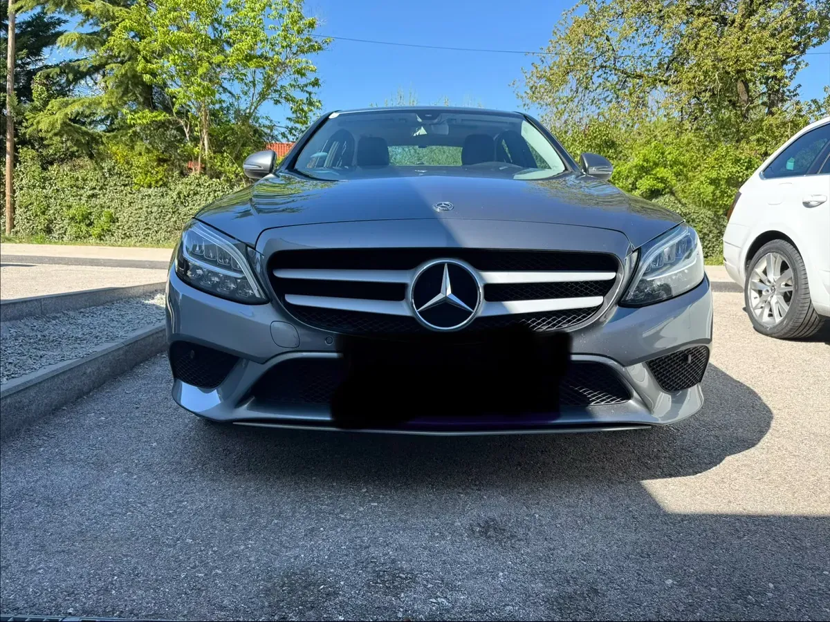 Mercedes-Benz C-Class 2019 photo 2