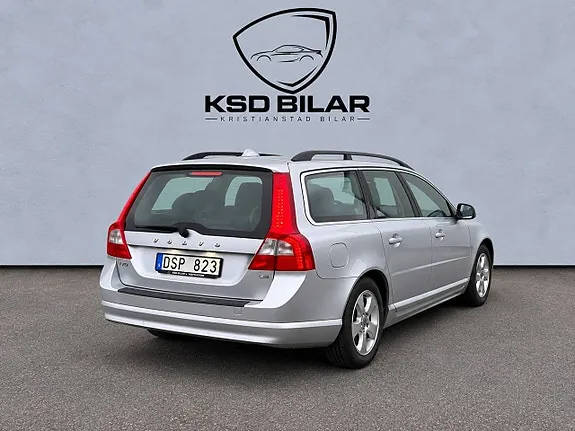 Volvo V70 2010 photo 4