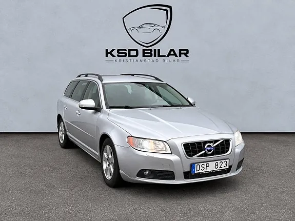 Volvo V70 2010 photo 2
